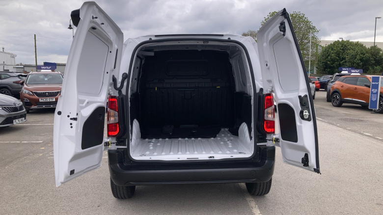 Peugeot Partner Standard Diesel 1.5 BlueHDi 100 Professional Van